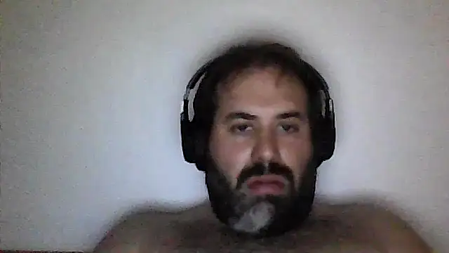 Snapshot of The_Masterxxx14 chatting on 05.19.26 The Masterxxx14 online show from 05.19.26