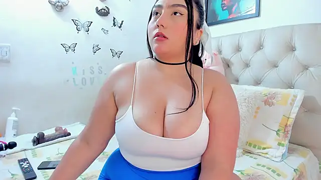 NayaWayne online show from 02.19.26