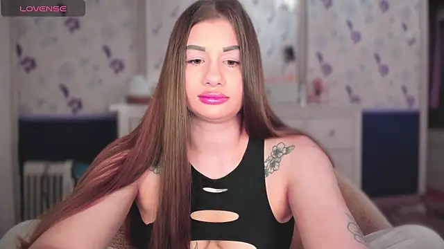 JuicyHelenX online show from 10.03.25