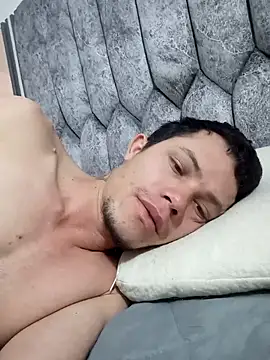 Juam22 online show from 10.04.25