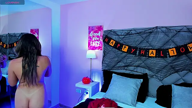 TaylorEvanss online show from 10.02.25