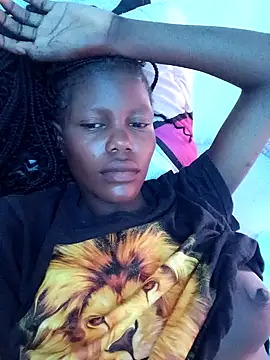 Snapshot of Slender-simple1 chatting on 09.22.25 Slender-simple1 online show from 09.22.25