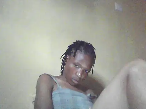 Smillie prety online show from 11.06.25