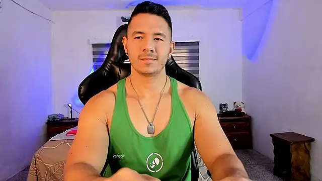 Snapshot of ransoj chatting on 10.01.25 ransoj online show from 10.01.25