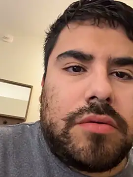 Snapshot of MikeC0le_Steele chatting on 11.19.25 MikeC0le Steele online show from 11.19.25