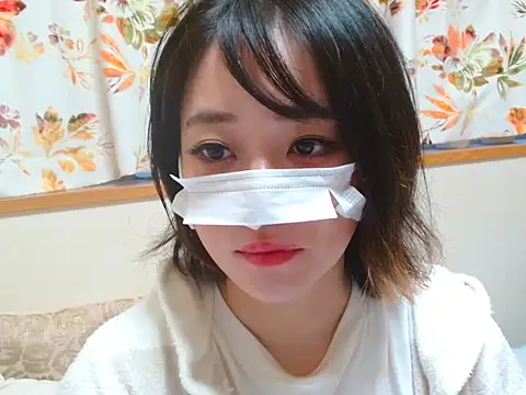 liliyRiSAcha-n online show from 10.16.25