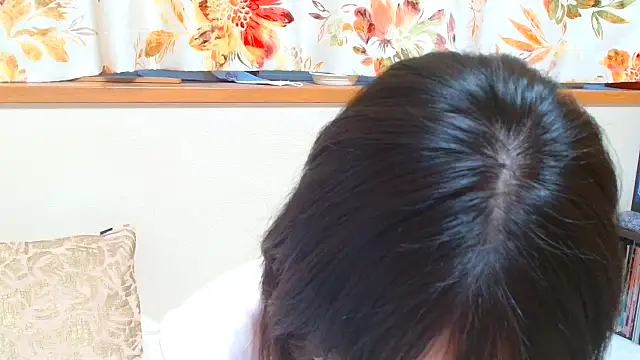 liliyRiSAcha-n online show from 10.20.25