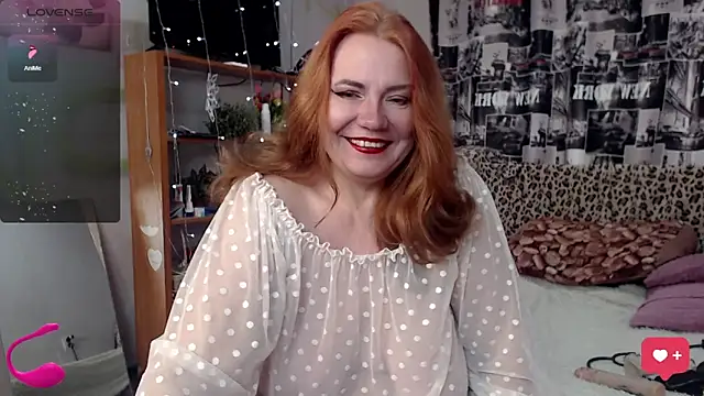 Snapshot of your_space chatting on 12.19.24 your space online show from 12.19.24