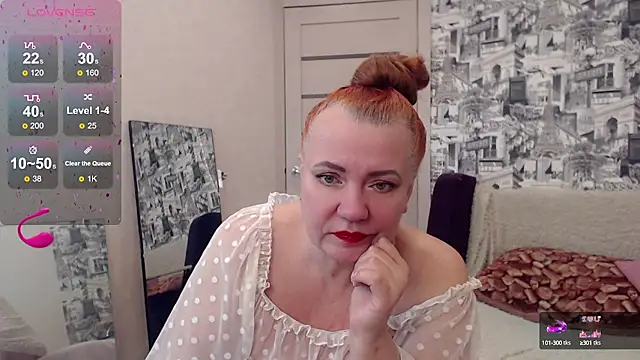 Snapshot of your_space chatting on 03.16.25 your space online show from 03.16.25