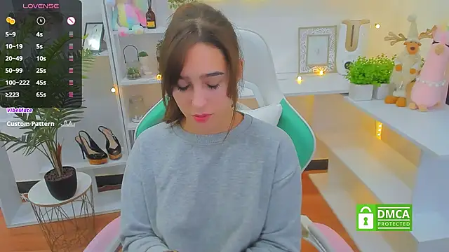  Eliizabeth  online show from 12.21.24