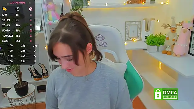  Eliizabeth  online show from 12.22.24