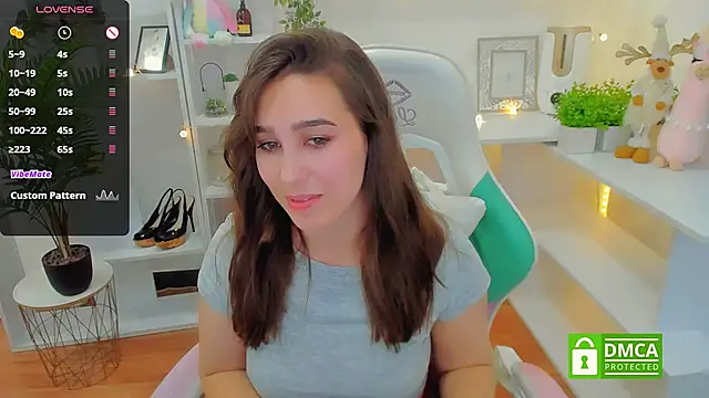  Eliizabeth  online show from 12.24.24