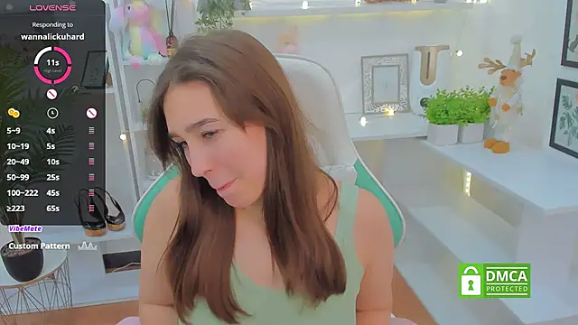  Eliizabeth  online show from 12.30.24