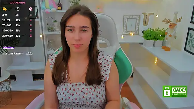  Eliizabeth  online show from 01.04.25