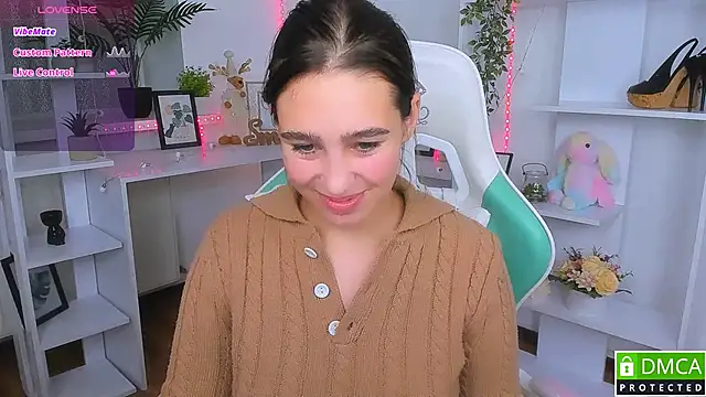  Eliizabeth  online show from 11.05.25