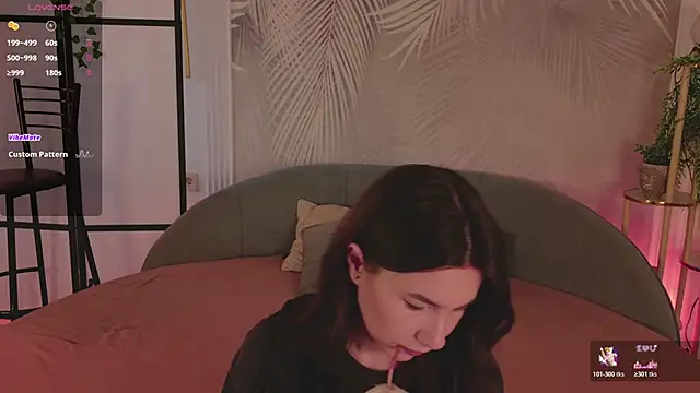 Marie Diaze online show from 06.04.26