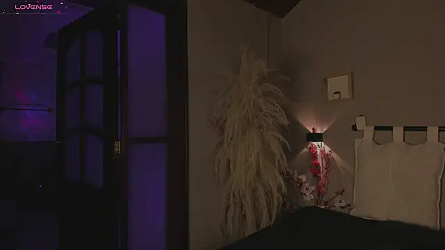 lua ferch   online show from 12.28.24