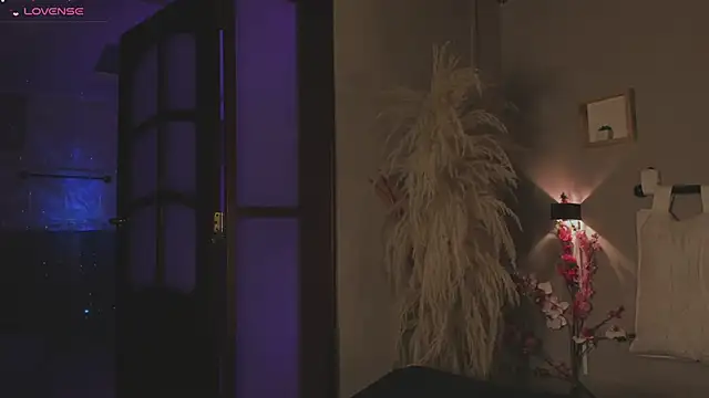 lua ferch   online show from 01.05.25