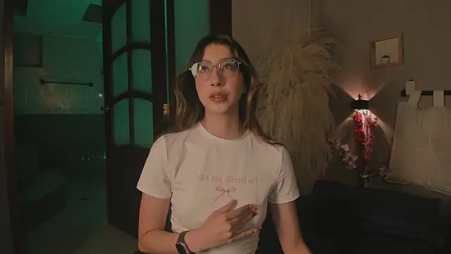 lua ferch   online show from 01.08.25