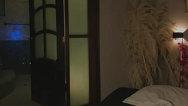 lua ferch   online show from 02.06.25