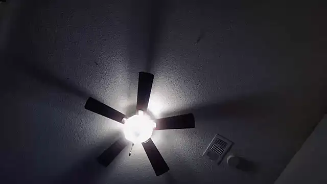 Snapshot of BDDuncanAbaddon chatting on 10.19.25 BDDuncanAbaddon online show from 10.19.25