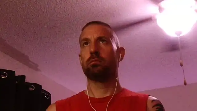 Snapshot of BDDuncanAbaddon chatting on 10.28.25 BDDuncanAbaddon online show from 10.28.25