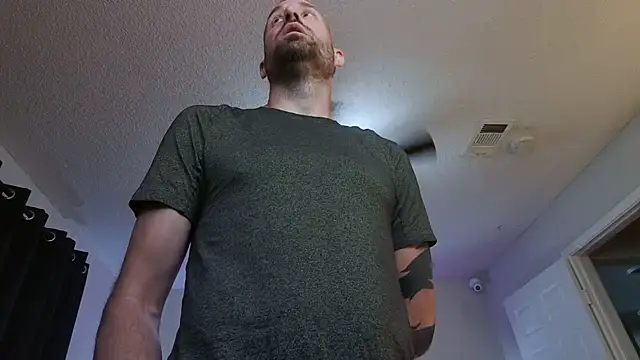 Snapshot of BDDuncanAbaddon chatting on 11.06.25 BDDuncanAbaddon online show from 11.06.25