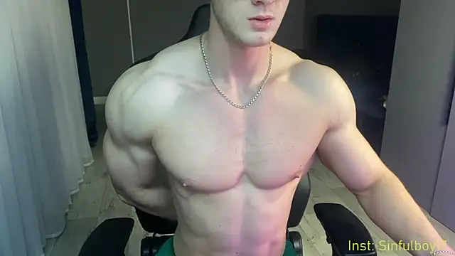 Snapshot of Richard_mils chatting on 02.10.25 Richard mils online show from 02.10.25