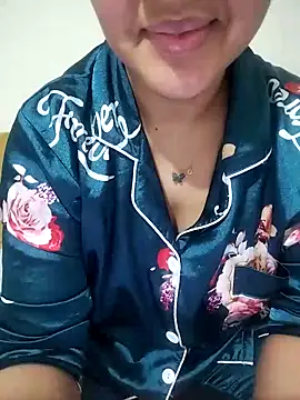 lolo890 online show from 04.17.26