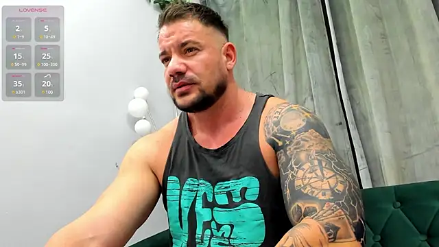 musclemonster31 online show from 02.19.25