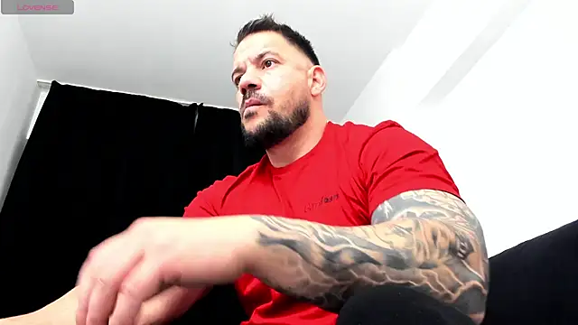 musclemonster31 online show from 10.15.25