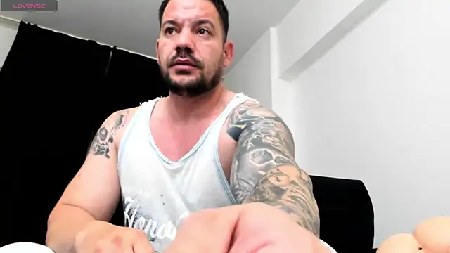 musclemonster31 online show from 11.20.25