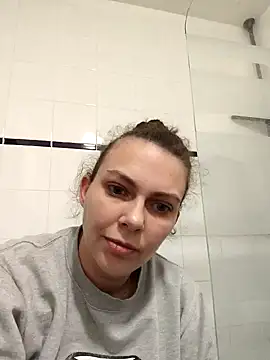 Snapshot of LEAsquirt91 chatting on 01.25.25 LEAsquirt91 online show from 01.25.25