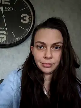 Snapshot of LEAsquirt91 chatting on 03.11.25 LEAsquirt91 online show from 03.11.25
