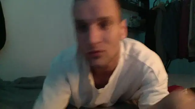 Snapshot of ETHAN_MOORE chatting on 06.05.26 ETHAN MOORE online show from 06.05.26
