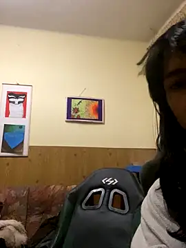 Snapshot of calliemaggotbone chatting on 11.02.25 calliemaggotbone online show from 11.02.25