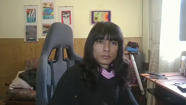 calliemaggotbone online show from 11.22.25