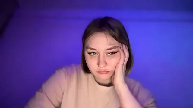 Snapshot of Isabel-Bailey chatting on 11.06.25 Isabel-Bailey online show from 11.06.25