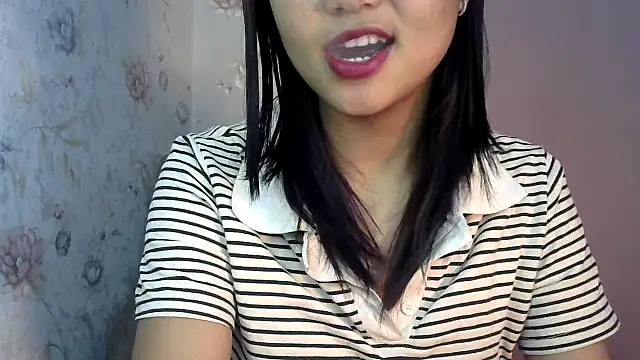 Snapshot of cute_sapna chatting on 02.11.25 cute sapna online show from 02.11.25