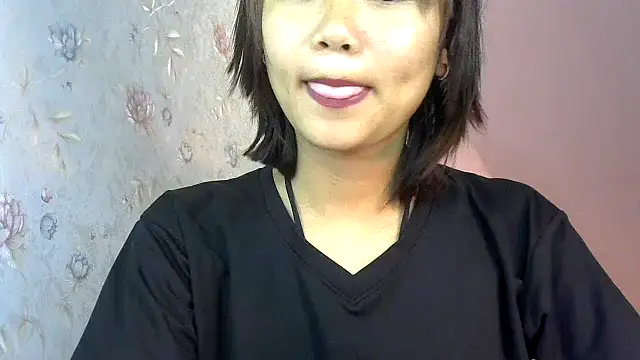 Snapshot of cute_sapna chatting on 02.22.25 cute sapna online show from 02.22.25