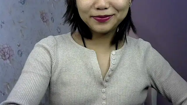 Snapshot of cute_sapna chatting on 03.18.25 cute sapna online show from 03.18.25