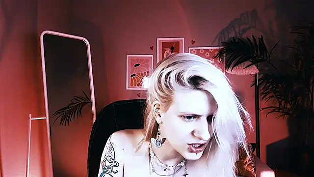 Noah ElmerX online show from 10.10.25