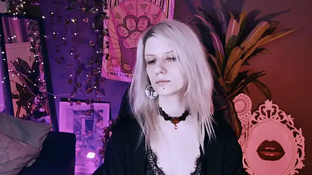 Snapshot of Noah_ElmerX chatting on 03.25.26 Noah ElmerX online show from 03.25.26