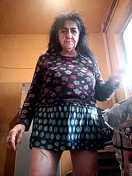 Lovely Lori online show from 02.12.25