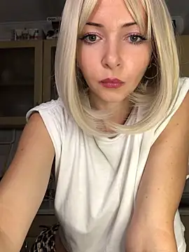 Kristina03 online show from 10.15.25