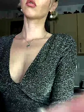 Kristina03 online show from 11.28.25