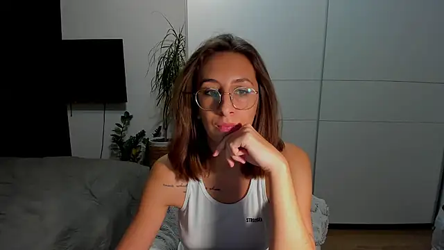 DesireMore90 online show from 01.14.26