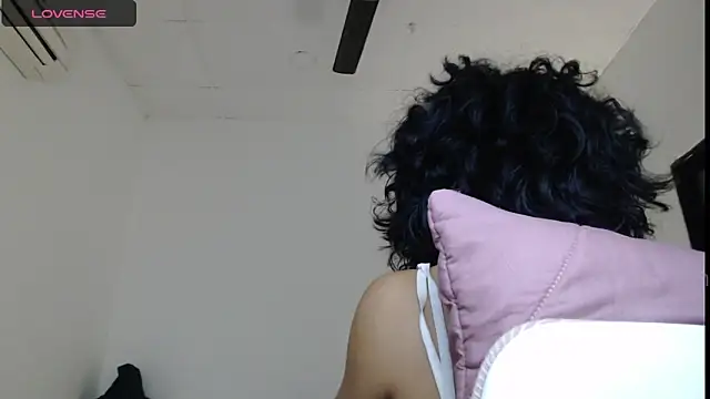 Putaku San online show from 10.10.25