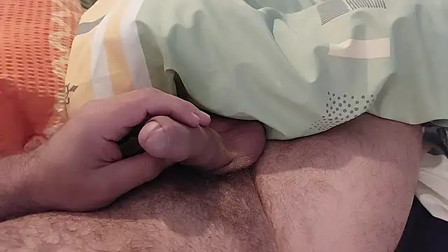 Snapshot of Ettarak chatting on 10.08.25 Ettarak online show from 10.08.25