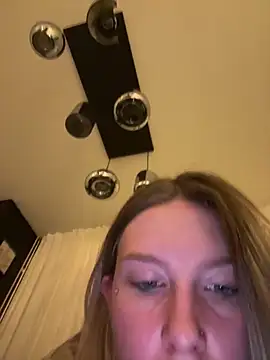 VeraSerephina online show from 12.16.25